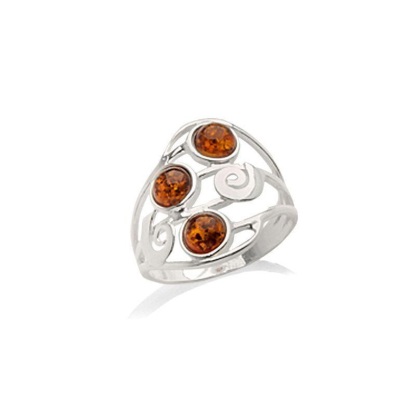 Anel com âmbar conhaque natural do Mar Báltico redondo, feito de prata 925 banhada a ródio