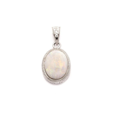 Pandantiv cu opal și oxid...
