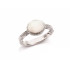 Anillo con ópalo ovalado y óxido de circonio, en plata 925 rodiada