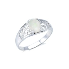Ring met natuurlijke ovale...