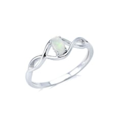 Ring met natuurlijke ovale...