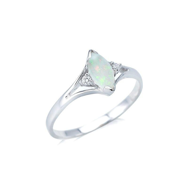 Bague avec opale blanche naturelle d'Australie navette, en argent rhodié 925