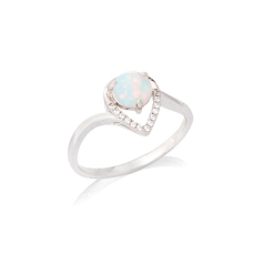 Ring mit rundem Opal und...