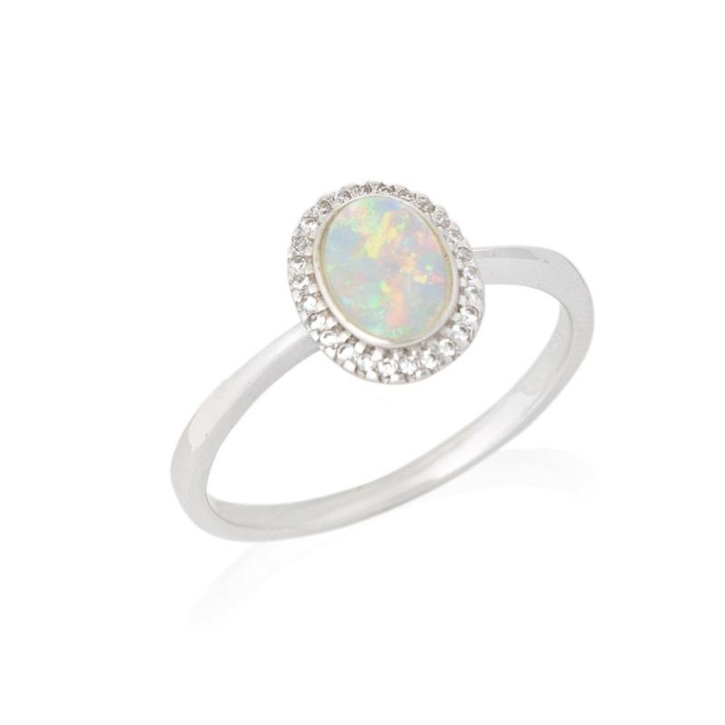 Anillo con ópalo ovalado y óxido de circonio, en plata 925 rodiada