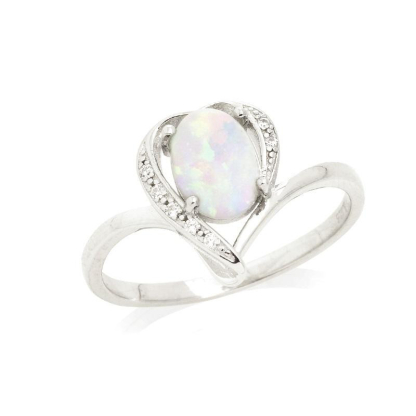 Bague avec opale ovale et oxyde de zirconium, en argent rhodié 925