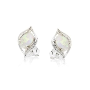 Cercei cu opal oval și oxid de zirconiu, din argint placat cu rodiu 925