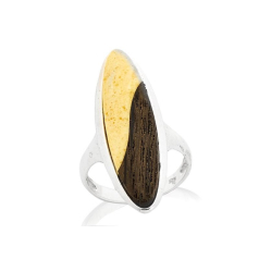 Anillo con ámbar y roble,...