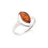 Anello con ambra cognac naturale del Mar Baltico, realizzato in argento 925 rodiato
