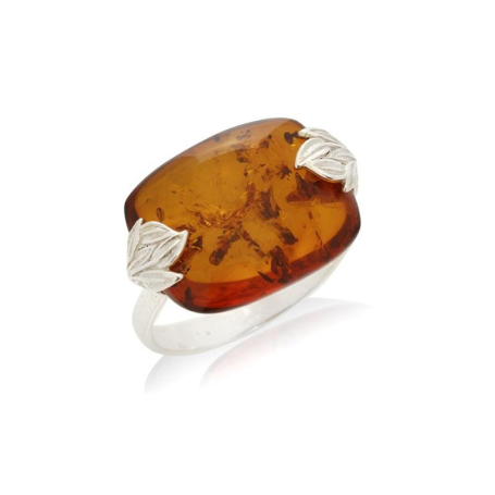 Anillo grande con piedra y ámbar coñac del mar Báltico, en plata 925 rodiada