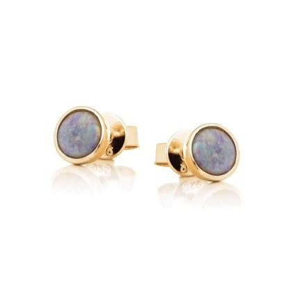 Clous d'oreilles avec opale bleue doublet ronde, en argent doré 925