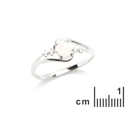 Ring with oval opal and zirconium oxide, in rhodium-plated silver 925