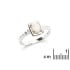Anello con opale ovale e ossido di zirconio, in argento 925 rodiato