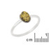 Anello con ambra verde naturale del Mar Baltico ovale, realizzato in argento 925 rodiato