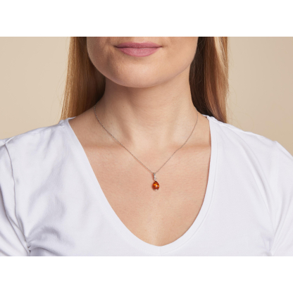 Pingente com gota âmbar conhaque, em prata 925 banhada a ródio, altura 1+08 cm