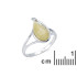 Bague avec ambre miel naturel de la mer Baltique goutte, en argent rhodié 925