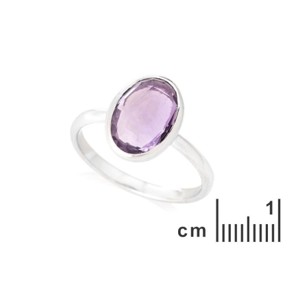 Ring met natuurlijke paarse amethist, in gerhodineerd zilver 925