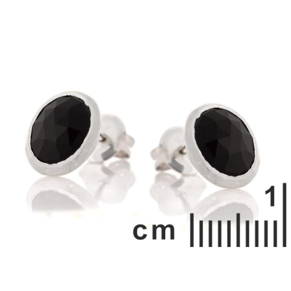 Earrings with natural oval black onyx, in 925 rhodium silver
