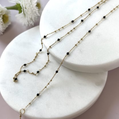 Colar com espinélio preto natural, em prata dourado 925, comprimento 42 + 3 cm