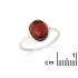 Anillo con granate rojo natural ovalado, en plata 925 rodiada