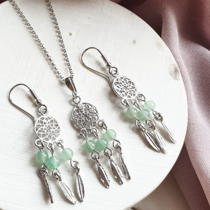 Stud earrings with round natural green aventurine, in 925 rhodium silver