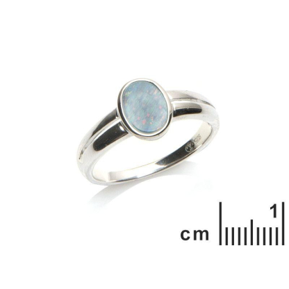 Anillo con doblete australiano ovalado de ópalo azul, en plata 925 rodiada