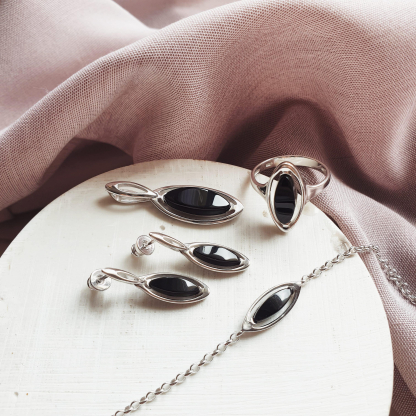 Bracelet avec agate noire teintée navette, argent rhodié 925, longueur 17+3 cm