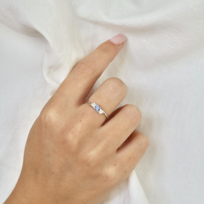 Ring with natural blue tanzanite, in rhodium silver 925