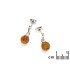 Orecchini pendenti con pallina ambra cognac, in argento 925 rodiato