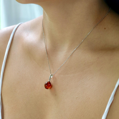 Amber konyak toplu kolye Kolye ucu, 925 gümüş rodyum kaplama, yükseklik 1+1 cm