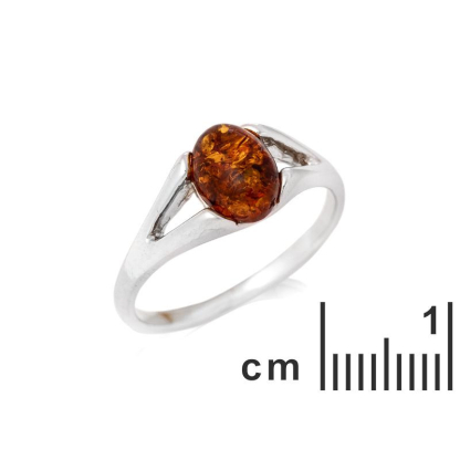 Ring mit natürlichem Cognac-Bernstein aus der Ostsee oval, aus rhodiniertem Silber 925