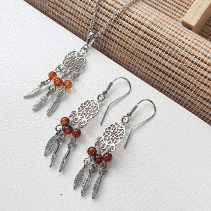 Dreamcatcher earrings with cognac amber ball, in 925 rhodium silver