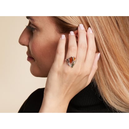 Bague avec ambre multicolore de la mer Baltique navette, en argent rhodié 925