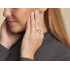Anillo con topacio azul natural, en oro 750