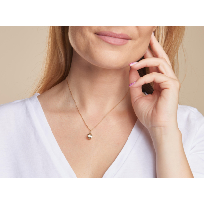 Colgante con amatista verde natural, en oro 750