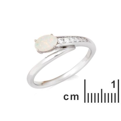 Inel cu opal oval și oxid de zirconiu, din argint 925 placat cu rodiu