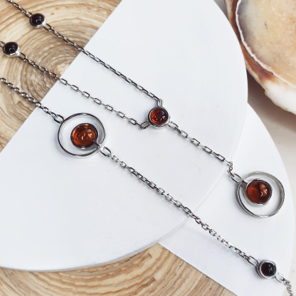 Pulseira redonda em âmbar multicolorido, em prata 925 banhada a ródio, comprimento 16+3 cm