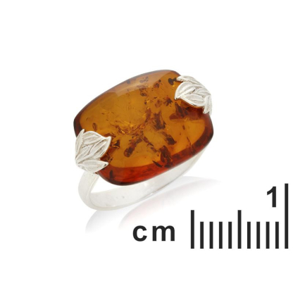 Großer Steinring mit Cognac-Bernstein aus der Ostsee, in rhodiniertem Silber 925