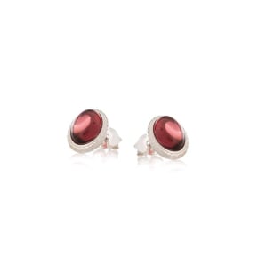 Pendientes con granate rojo natural ovalado, en plata envejecida 925