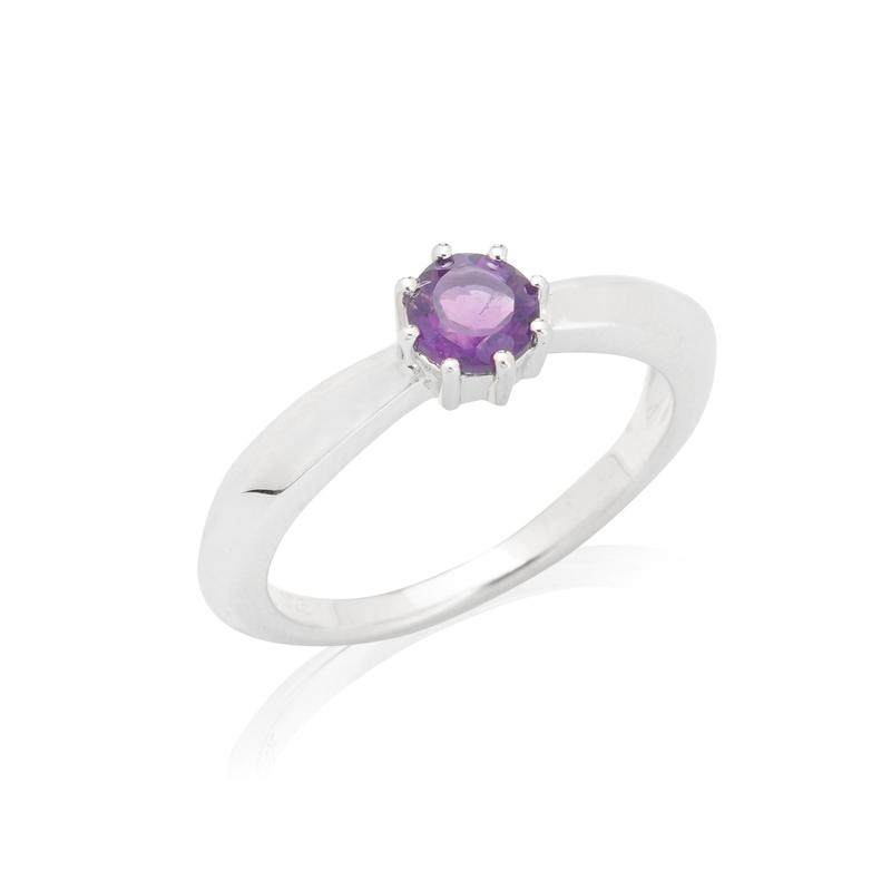 Ring with natural purple amethyst, in rhodium-plated silver 925