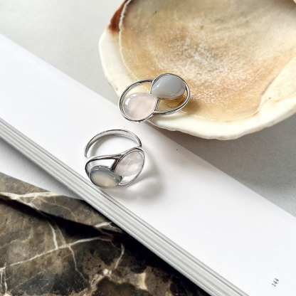 Pendant with rose quartz and gray agate, in 925 rhodium silver, height 2.5 cm