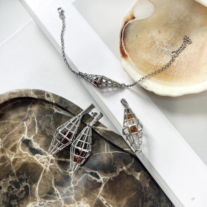 Earrings with natural cognac amber, in 925 rhodium silver