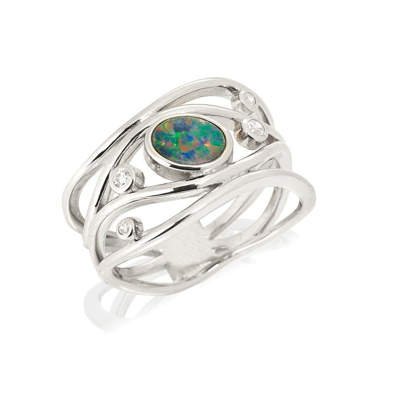 Bague avec opale doublet ovale et oxyde zirconium, en argent rhodié 925