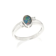 Bague avec opale doublet...