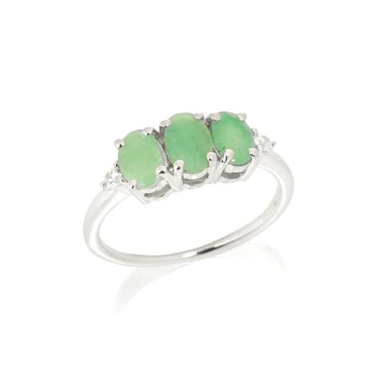925 rodyum kaplama gümüş, oval doğal yeşil zümrütlü çok taşlı yüzük