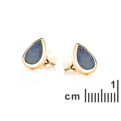 Clous d'oreilles avec opale bleue doublet goutte, en argent doré 925