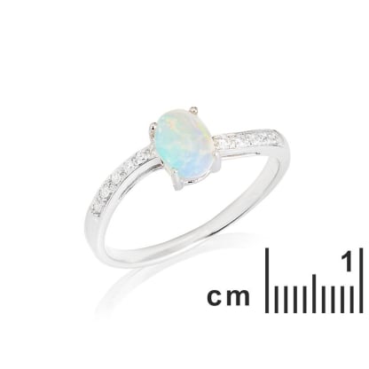 Bague avec opale ovale et oxyde de zirconium, en argent rhodié 925