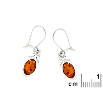 Dangling earrings with oval cognac amber, in rhodium-plated 925 silver