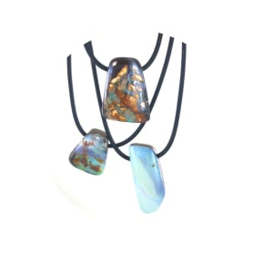 Collar de ópalo boulder australiano multicolor natural, en plata 925, 50 cm