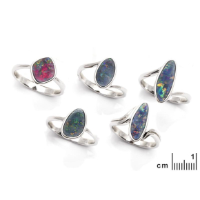 Anillo de ópalo doblete australiano, en plata rodiada 925