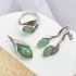 Anillo de cuarzo verde irregular natural, en plata rodiada 925